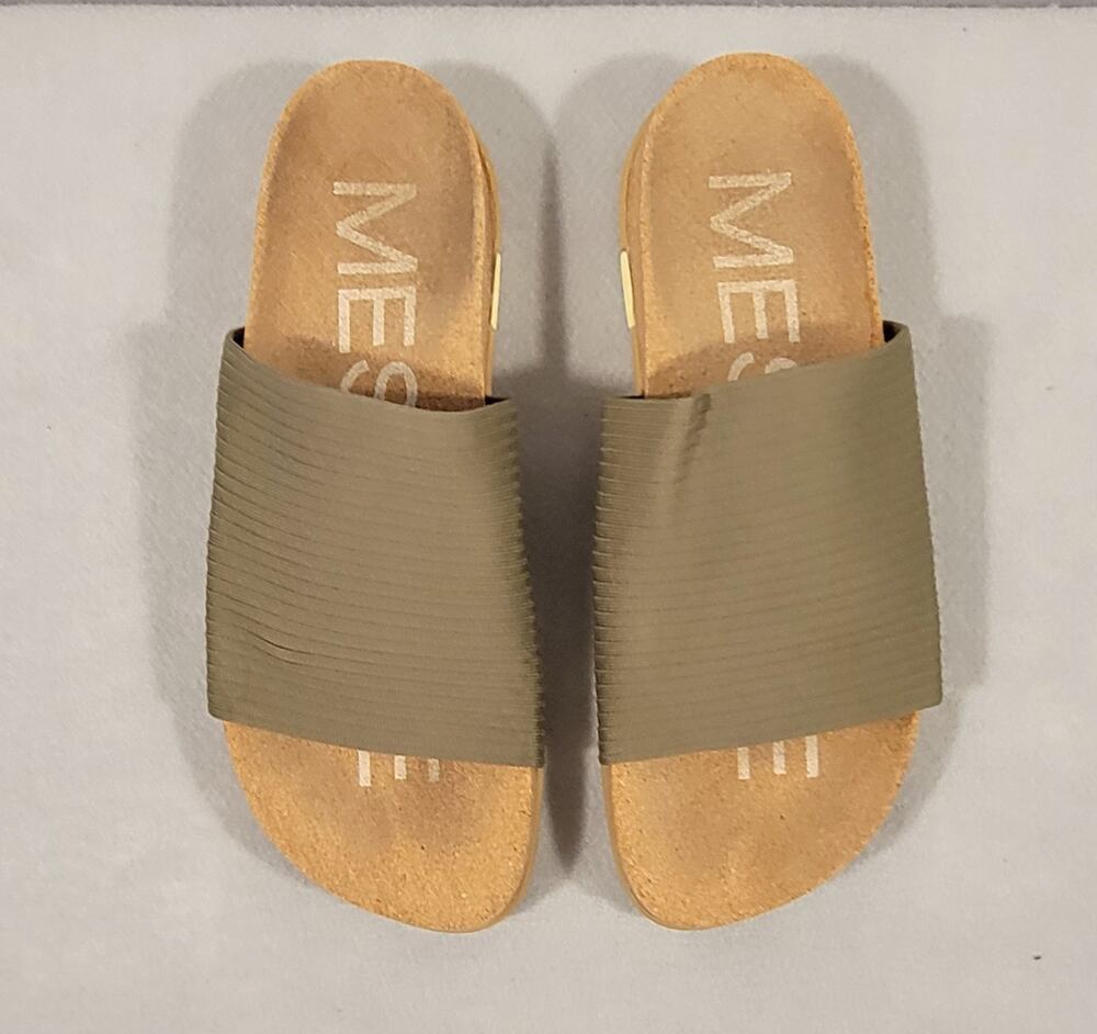 MESSAGE Shaw Slide Sandals Olive Green Cork Footbed Size 11 / EU 44